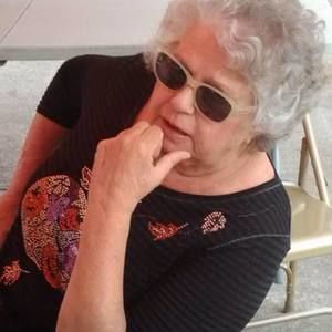 Meet your Posher, Annette